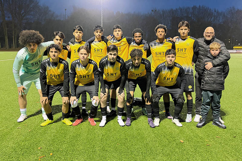 Mannschaftsfoto der A-Jugend des SV. Alemannia Mariadorf
