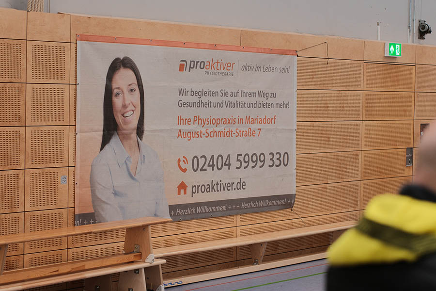 Ein Foto des Budenzauber 2026, einem Fußballhallenturnier in der Sporthalle am Klött in Alsdorf